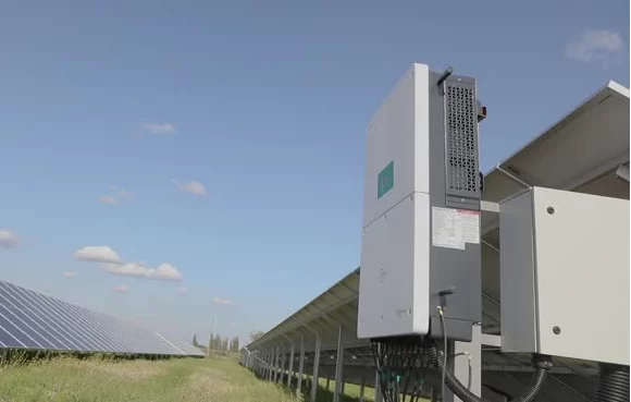 Hybrid Solar Inverter